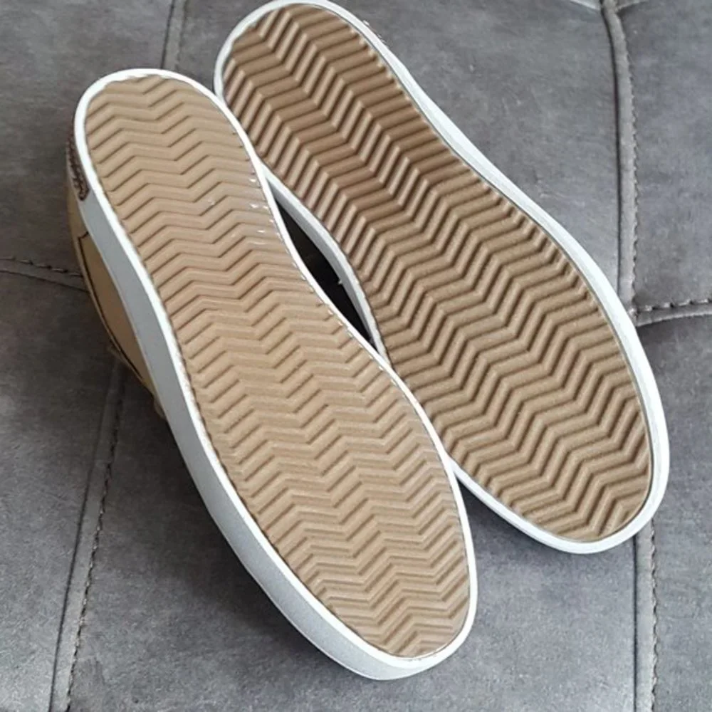 Steve Madden steve madden